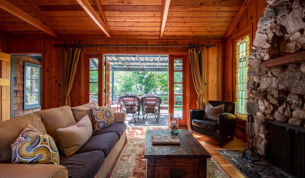 Airbnb Photographer for Long Beach and Orange County